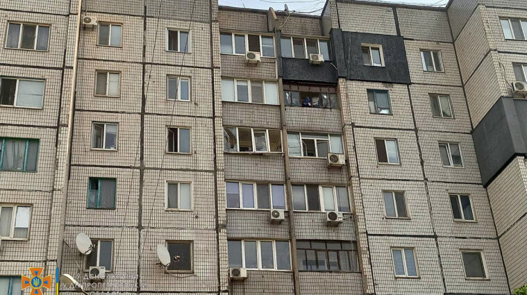 Вибух у Кривому Розі: постраждав власник квартири, врятовано дітей - відео