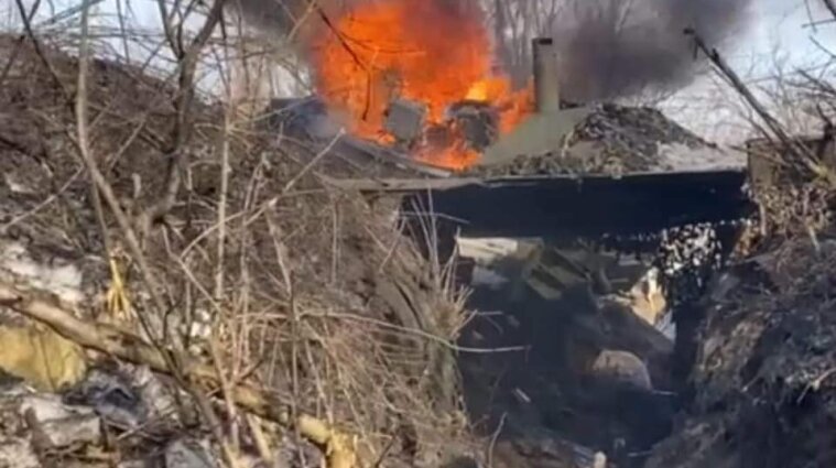 ЗСУ підбили два ворожі БМП на півдні України (відео)