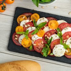 Рецепти італійської кухні: готуємо салат "Капрезе"