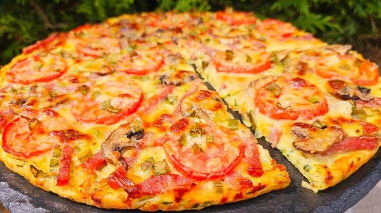 Рецепт летней пиццы из цветной капусты за 15 минут