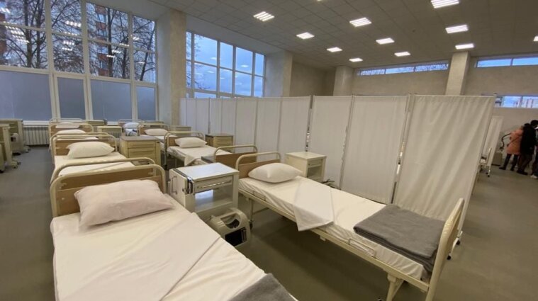 В Житомире заканчиваются кровати для больных COVID-19: власти просят о помощи