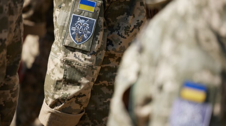 Военный учет украинцев за границей: что нужно знать украинцам