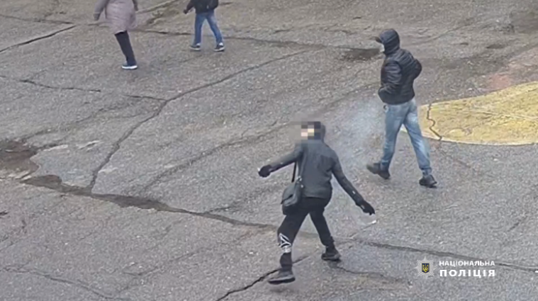 В Днепропетровской области мужчина забросил взрывчатку в садик