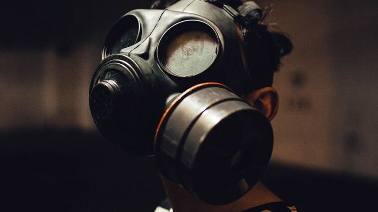 Окупанти застосували хімічну зброю проти українських військових та цивільних в Маріуполі