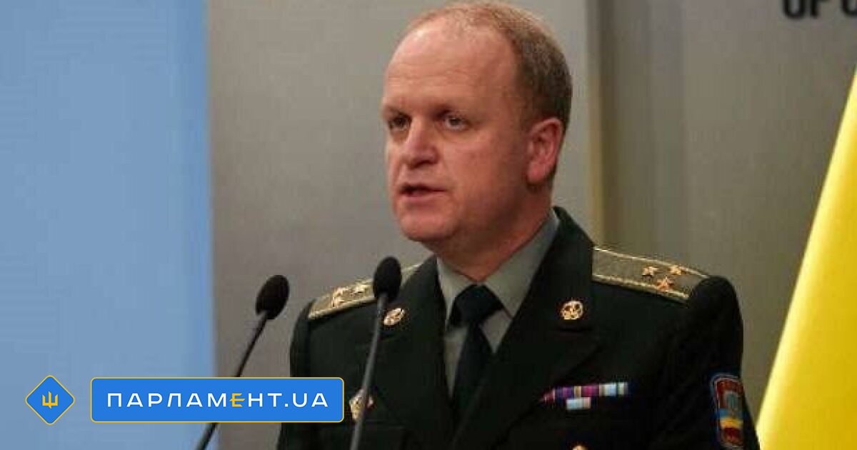 Марк Андрусяк відповідає за кадрову політику Міноборони, а дружина з ...