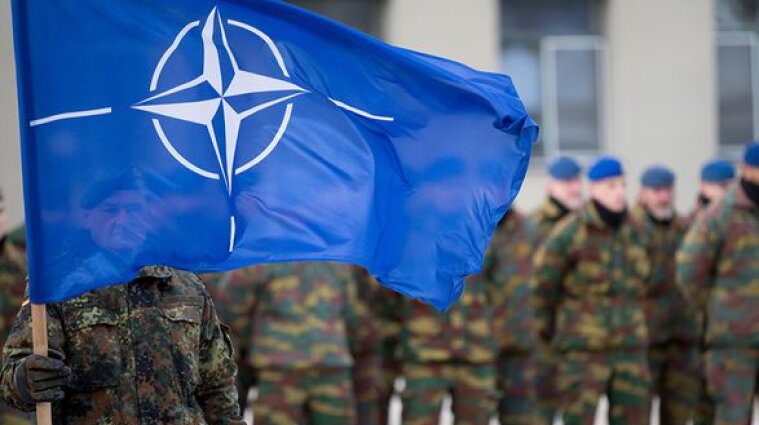 Ставлення українців до НАТО та ЄС: результати опитування КМІС