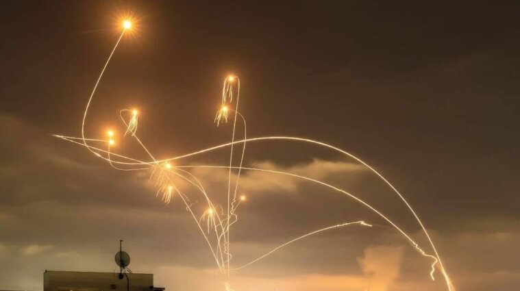 "Хамас" выпустил более 1,5 тысячи ракет в сторону Израиля за три дня - видео