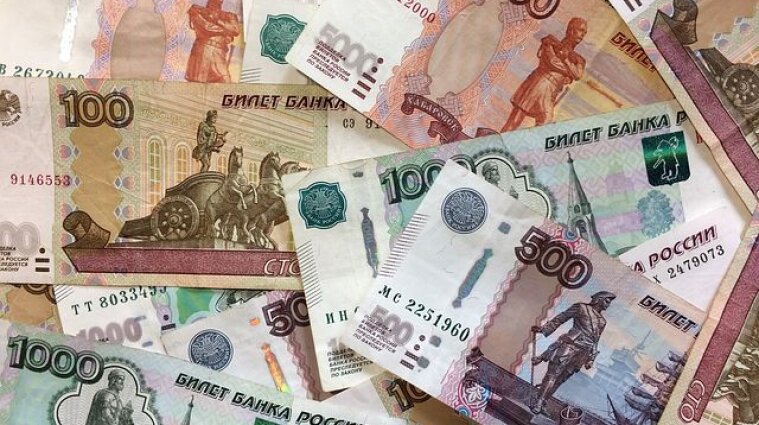 Оккупанты планируют ввести рубли на Херсонщине