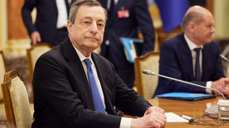 Прем'єр-міністр Італії вдруге подав у відставку: президент її прийняв