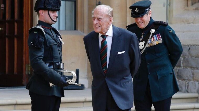 99-летнего британского принца Филиппа лечат от проблем с сердцем