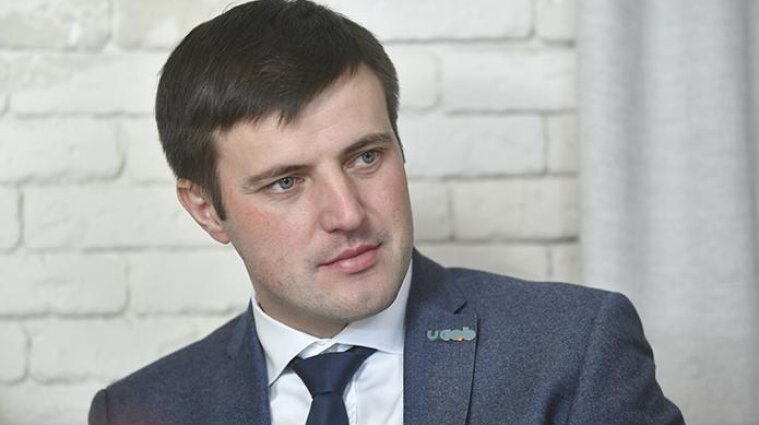 Перший заступник глави МінАПК Висоцький та ексзаступник міністра економіки Грибан отримали підозри за махінації з гуманітаркою