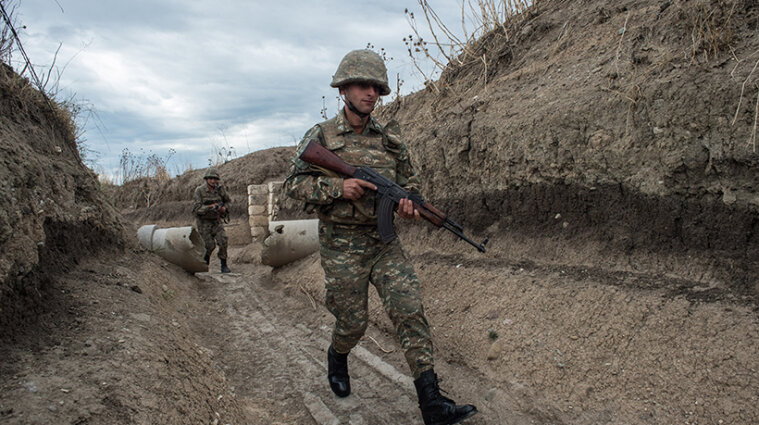 Вірменія готова обговорити введення російських миротворців в Нагірний Карабах