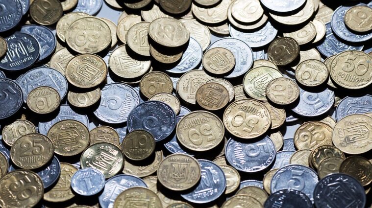 Старі 5 копійок можна продати за тисячі гривень: як знайти монети (фото)