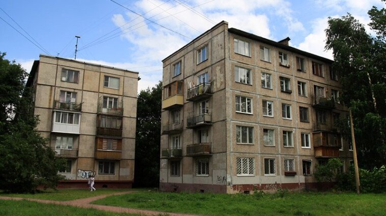 В Украине хотят переселить людей из "хрущевок" в новые квартиры