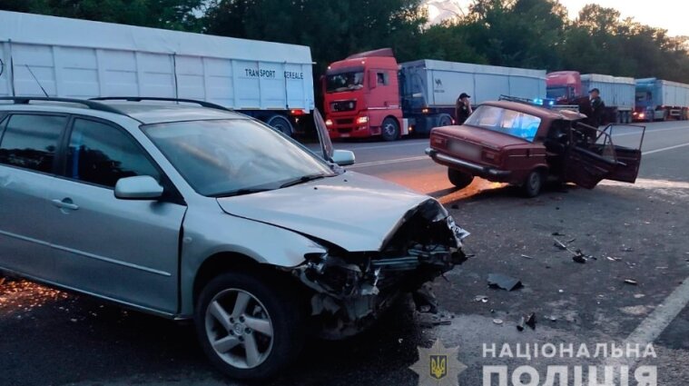Почувався зле: 63-річний водій спричинив ДТП на Буковині (фото)