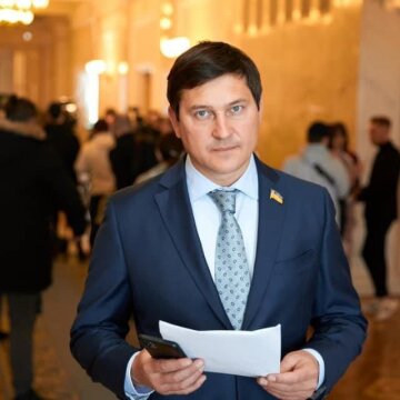 Народный депутат Андрей Одарченко: глаза антикоррупционных органов видят всех, громкие отставки – это только начало