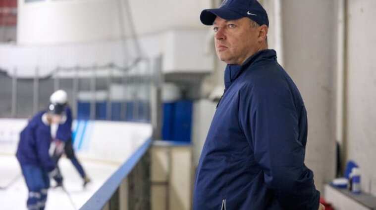 У тренера национальной сборной Украины по хоккею Шахрайчука нашли российский паспорт