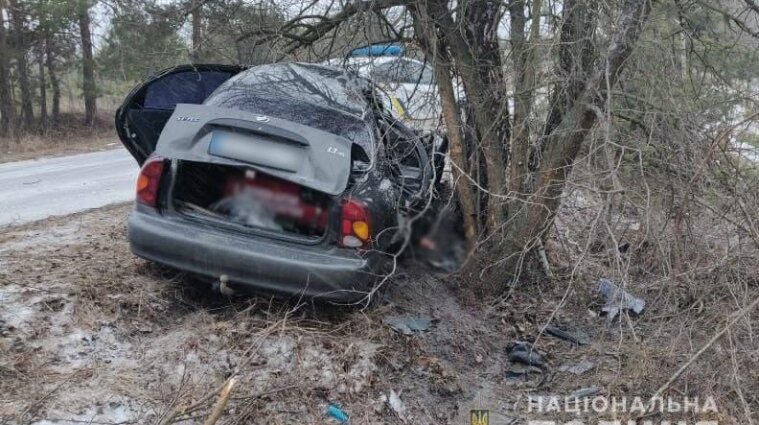 Чотири людини загинули та одна травмувалася у ДТП в Черкаській області