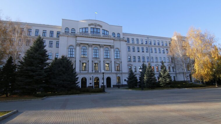 "Слуги народу" та "ОПЗЖ" отримають найбільше місць в Дніпропетровській облраді