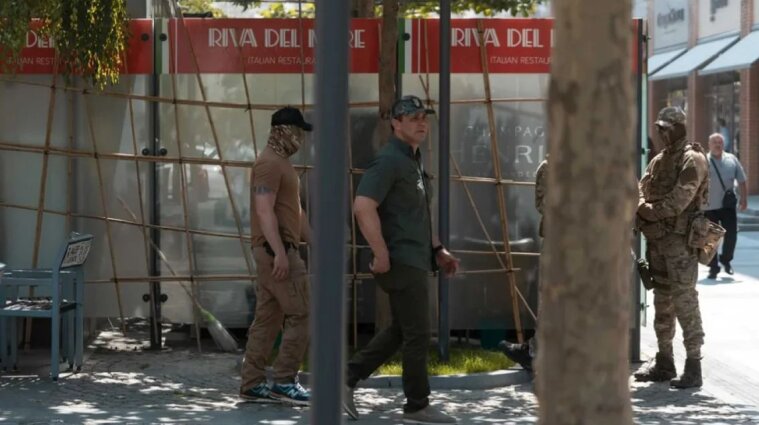 Охорона нардепа Тищенка напала на військового в Дніпрі, коли той гуляв з немовлям (відео)