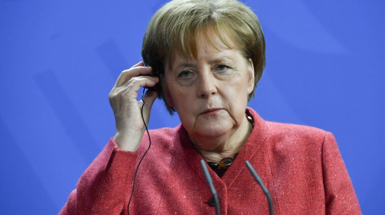 Меркель веде обережну політику, але не лідерську - ексміністр