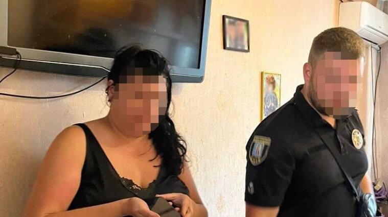 В Киеве задержали женщину, продававшую порно с участием собственных детей