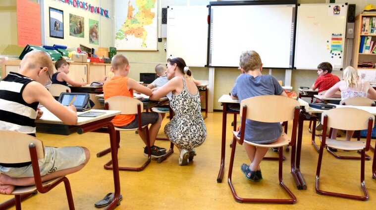 В МОН сообщили, как будут работать школы и детсады с 20 сентября