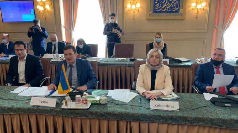 Україна та Іран почали другий етап переговорів щодо збитого літака МАУ