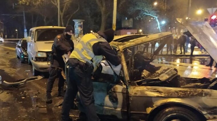 В Одесі зіштовхнулись автівки: дві людини загинули, п'ятеро постраждали