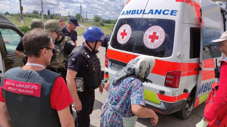 Хто з українців може подати заявку на програму медичної евакуації - пояснення МОЗ