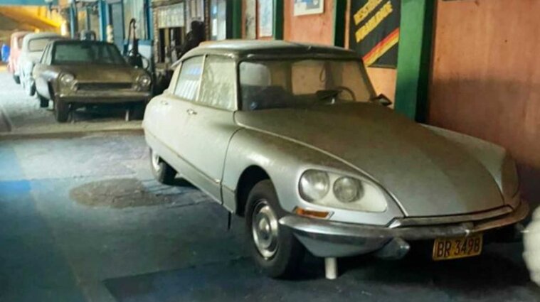 В Бразилии подростки нашли коллекцию заброшенных ретро-автомобилей (фото)