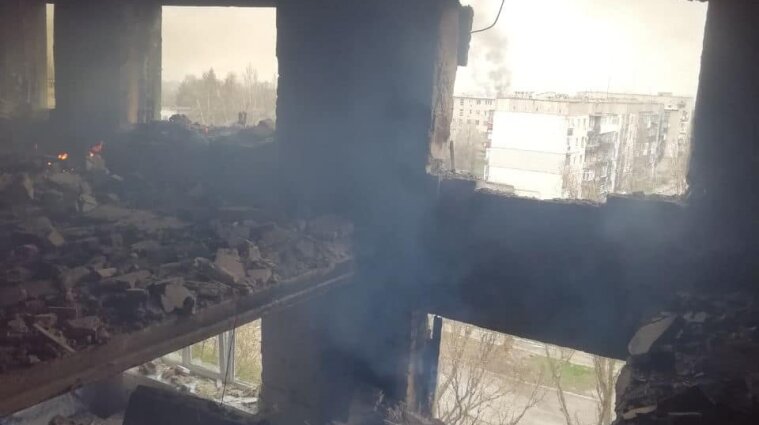 Десять человек погибли, трое ранены: последствия обстрелов рашистами Луганщины - фото
