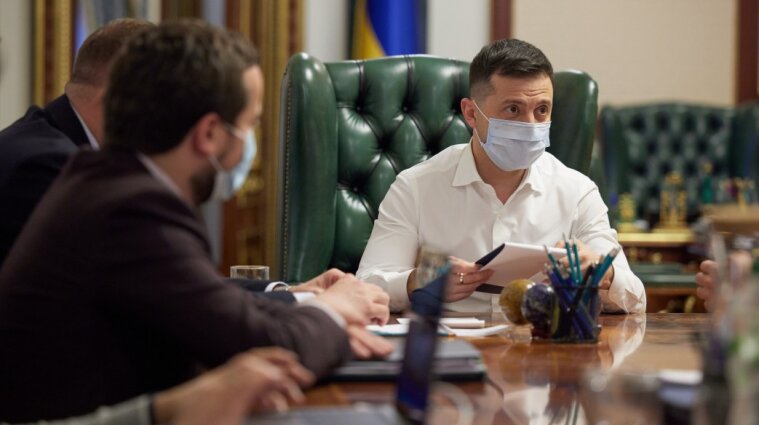 Зеленський заявив, що в Україні немає загрози свободі слова після санкцій РНБО