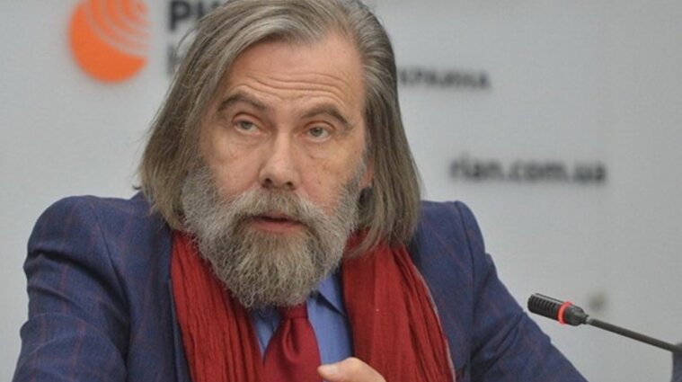 Подозреваемый в госизмене политтехнолог Медведчука Погребинский скрылся из Украины