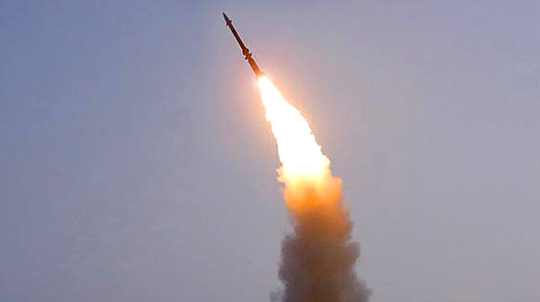 Зеленский назвал количество ракет, которое россияне запустили из оккупированного Крыма за полгода