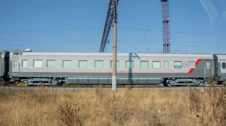 Для подорожей путіна росією збудували спеціальну залізницю