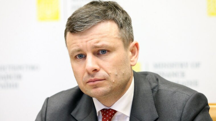 В Украине могут повысить налоги и сократить расходы - Марченко