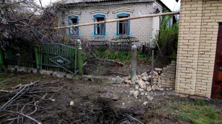Оккупанты на Востоке Украины ранили мирного жителя