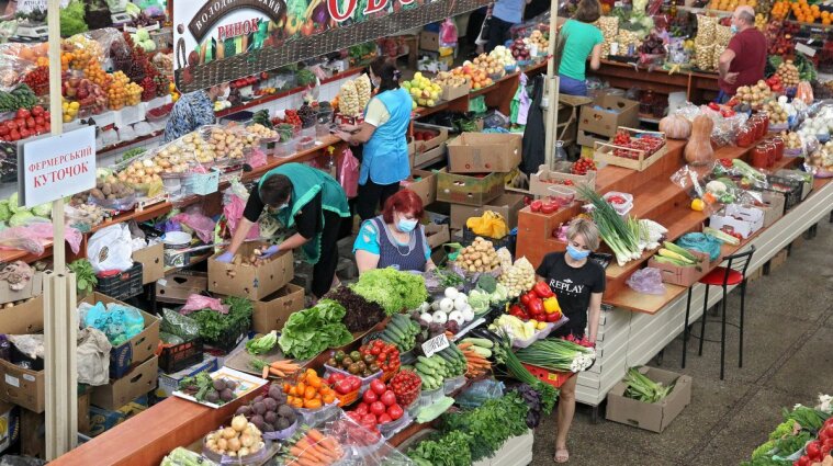 Правительство не будет вмешиваться в рынок и регулировать цены на продукты - Шмыгаль