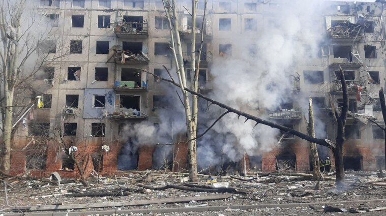 Окупанти завдали ракетного удару по Краматорську: є жертви (фото, відео)