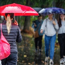 Холод і дощі затримаються в Україні до кінця тижня - гідрометцентр