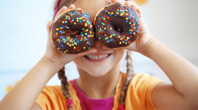 Сколько сахара можно есть детям: рекомендации ВОЗ