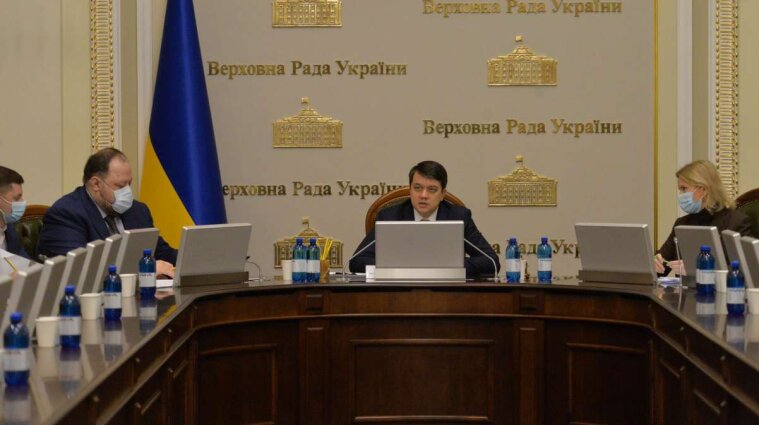 Разумков про Харківські угоди: народні депутати не несуть відповідальності за голосування