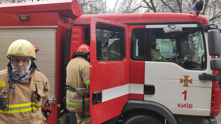 Стали известны причины пожара в ковидной больнице Черновцов