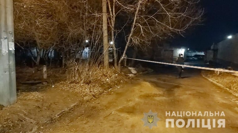Ударили по голові й кинули гранату: у Харкові напали на місцевого активіста - відео