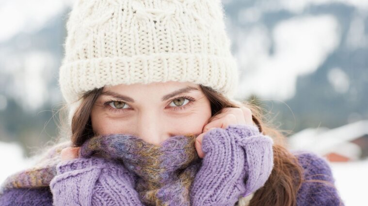 Чи можна взимку ходити без шапки: правда і міфи про головні убори