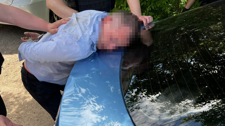 В Кропивницком депутат от ОПЗЖ "под кайфом" подрался с полицией (фото, видео)