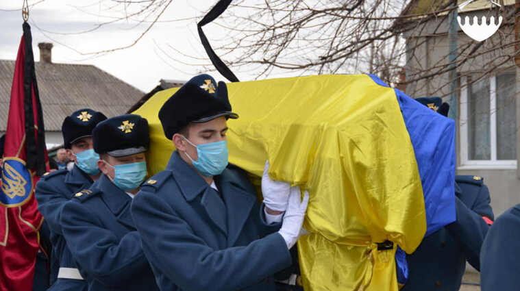 Украине удалось вернуть тела еще 45 погибших защитников