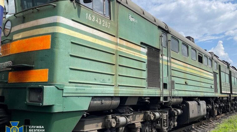 В Украине арестовали белорусские локомотивы, которыми перевозили российских оккупантов (фото)
