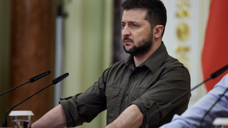 Зеленський заявив, що офіс Штайнмайєра не звертався до нього щодо візиту в Україну